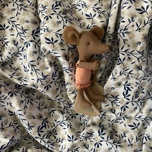 NWT • maileg little sister surfer